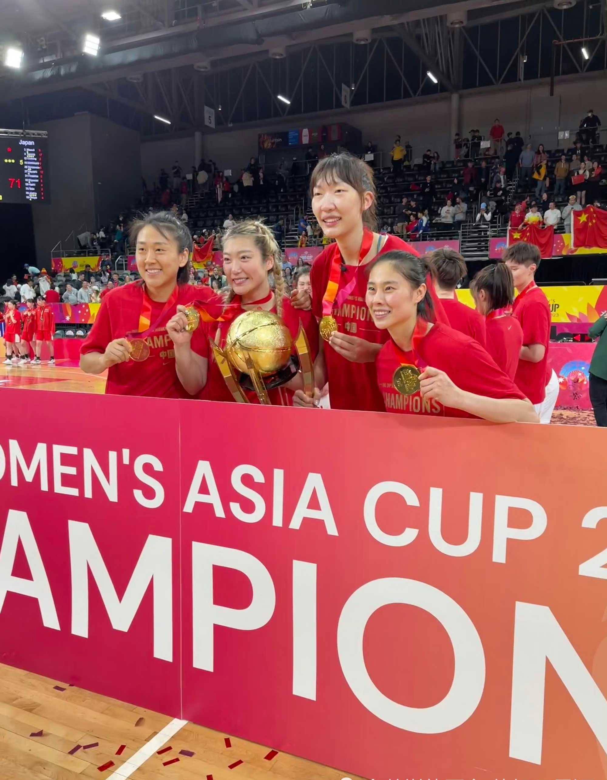 包含中国女篮横扫日本锁定优势，日帅放豪言引争议，亚洲杯7月深圳开战的词条