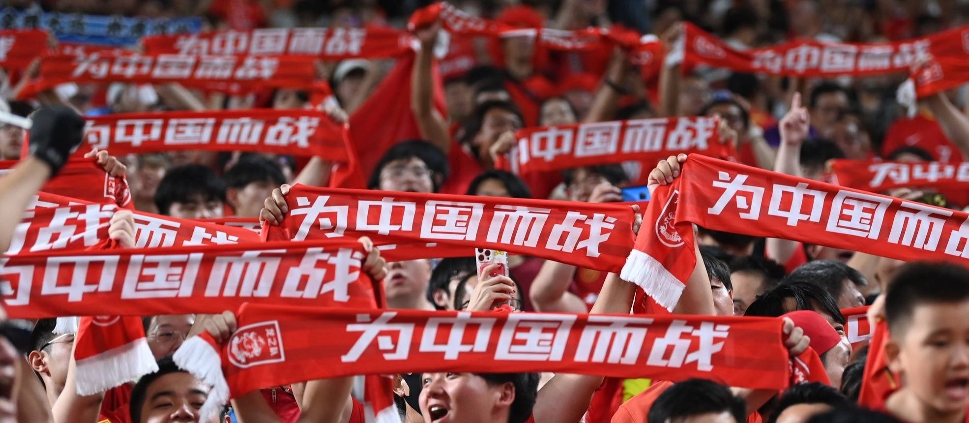 包含韩国对阵日本，燃烧东亚足球热情，争夺亚洲之巅的词条