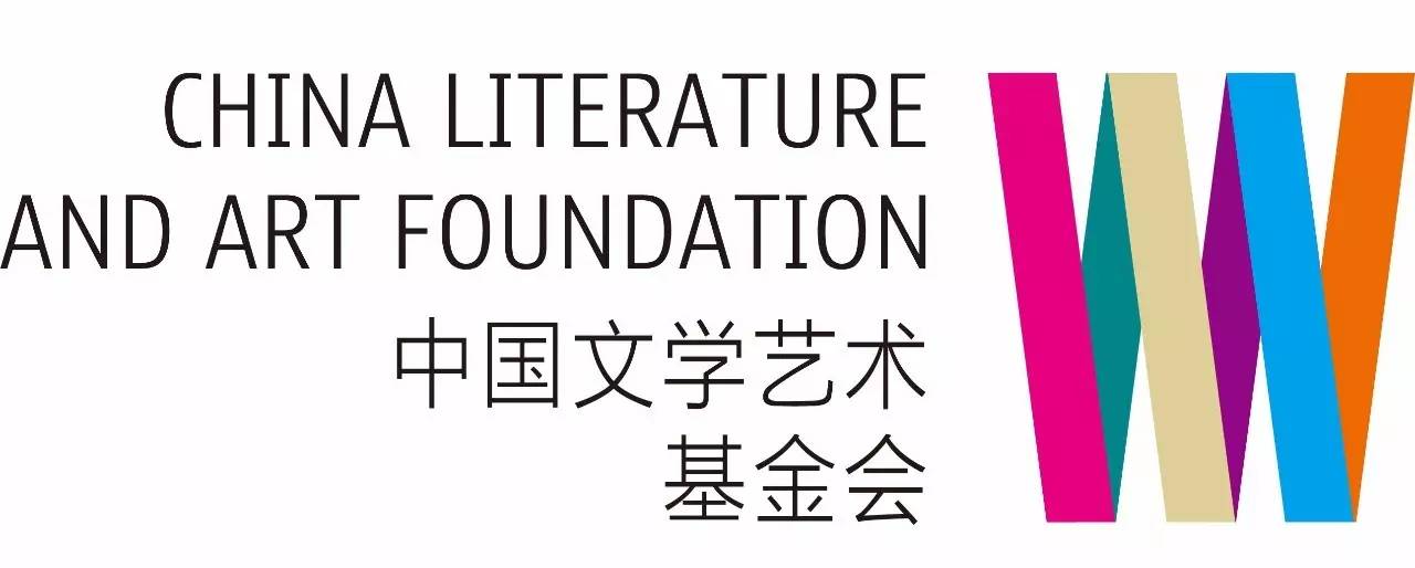 足球女王普特拉斯墨西哥献爱心，基金会助百名女孩圆梦