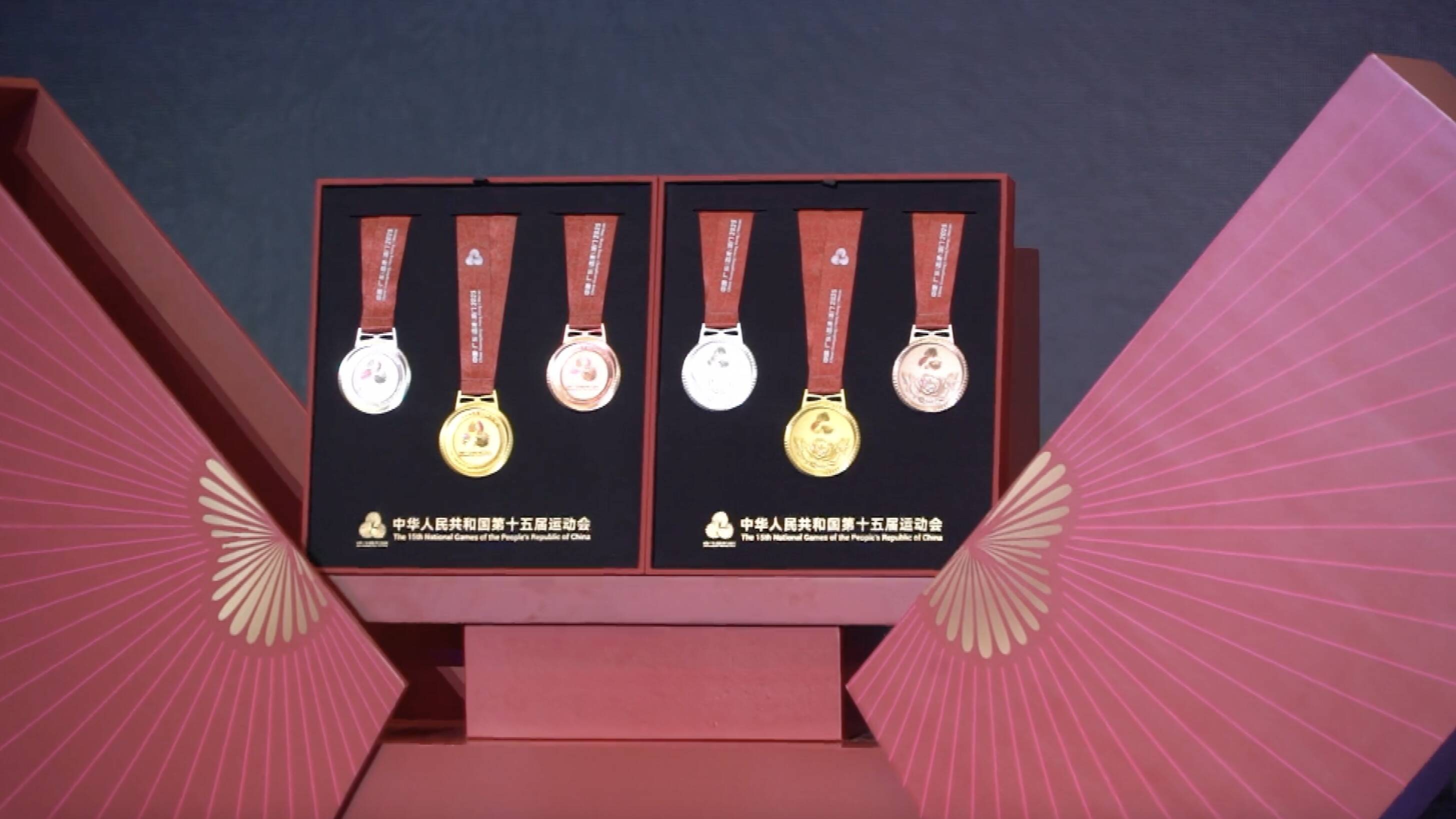 平博体育试玩-体育代表团集结巅峰，刷新纪录